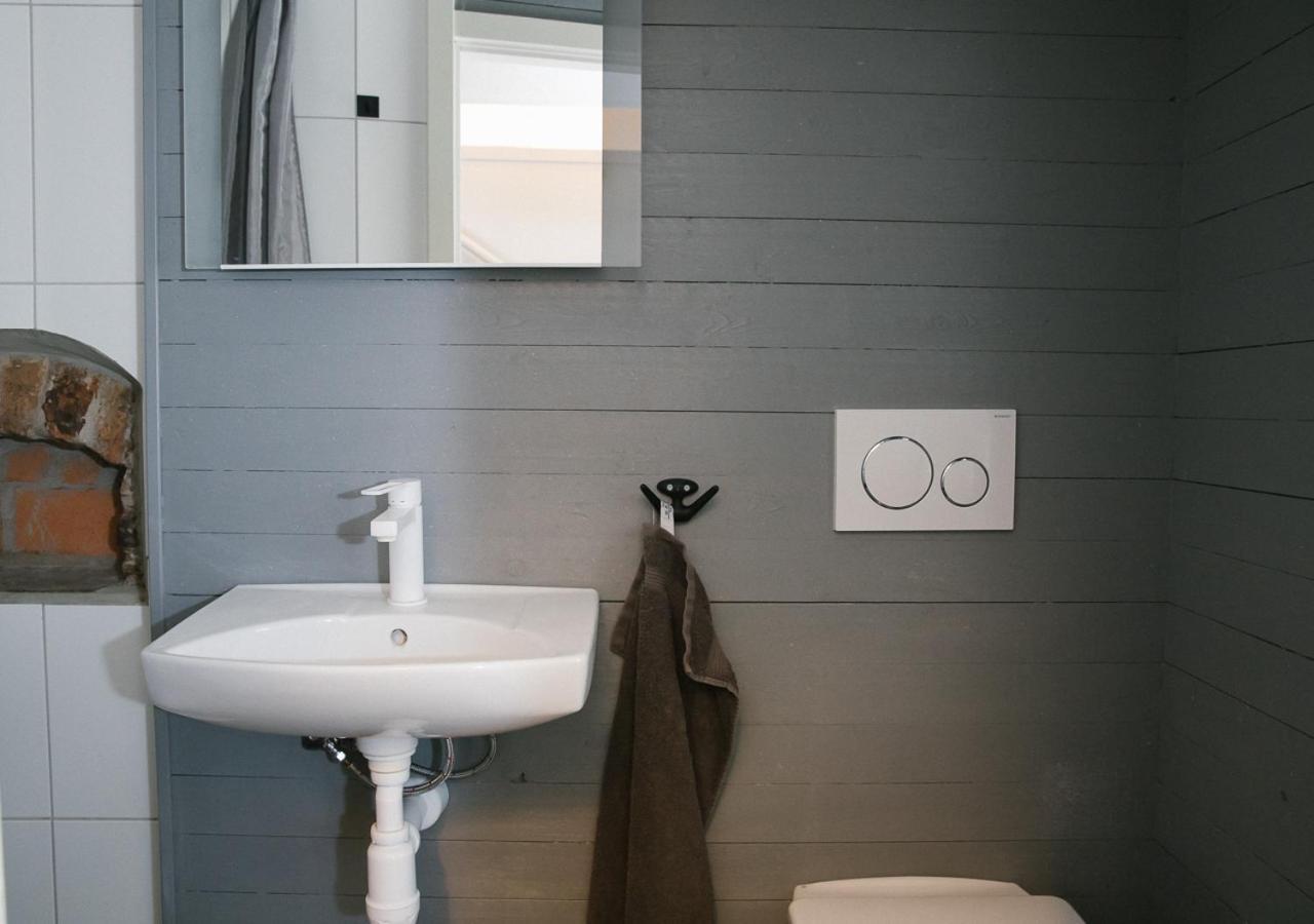 Visby Logi & Vandrarhem Ngoại thất bức ảnh
